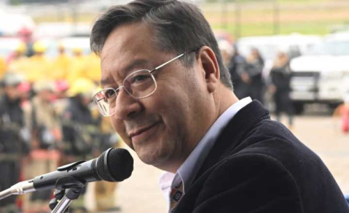 Arce reconoce que ‘vivimos al día’ con los dólares; se van en combustible y deuda, no quedan para el mercado cambiario
