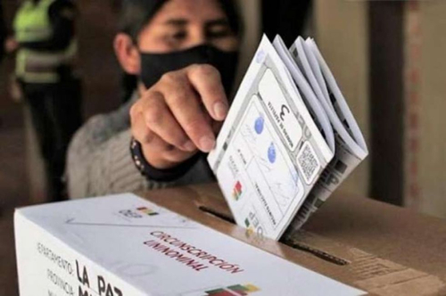 El TSE recibirá hasta el lunes las fotos de los candidatos para la papeleta