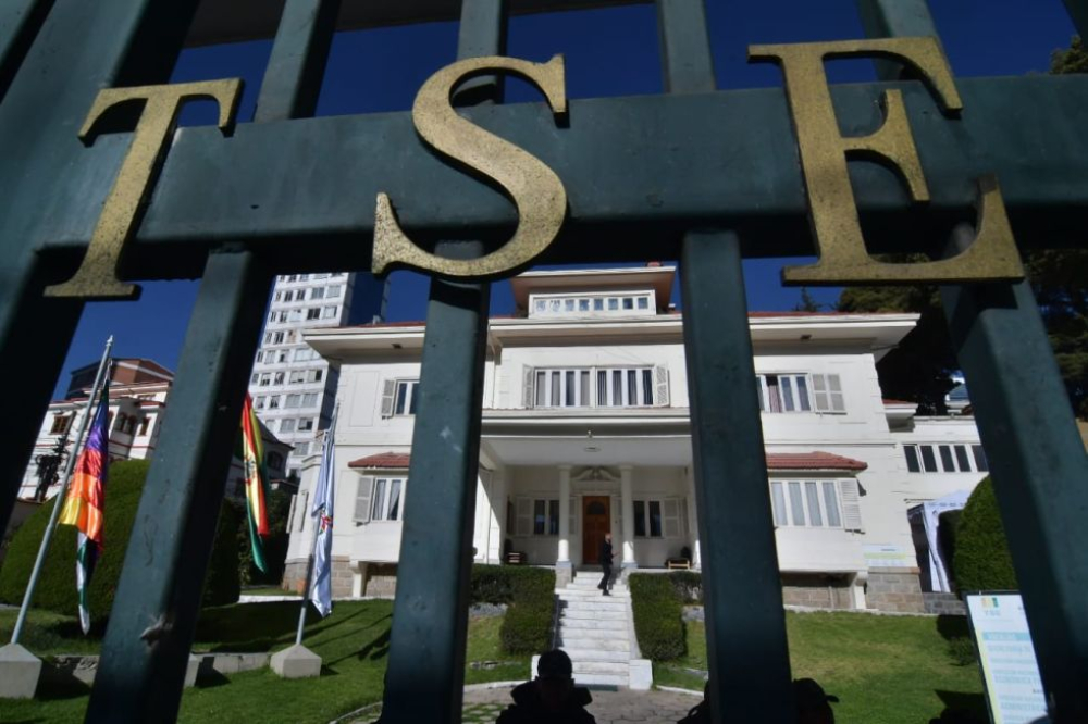 Vocal del TSE ratifica calendario electoral; hay más de 500 solicitudes de sustitución de candidaturas
