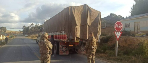 Hay 12 investigaciones por presuntas irregularidades en la lucha contra el contrabando, según jefe militar