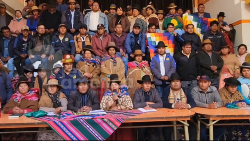 Afines a Evo Morales amenazan con tomar unidades militares de La Paz y plaza Murillo