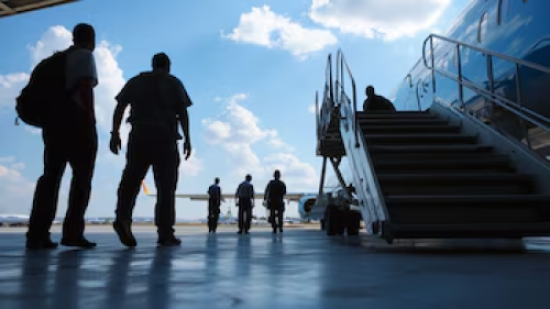 Madre indocumentada con 36 años en EEUU se autodeportó a México por miedo a las redadas de ICE