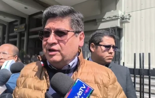 Ministro remarca ‘esfuerzos’ para pagar deuda, vacunas, combustible