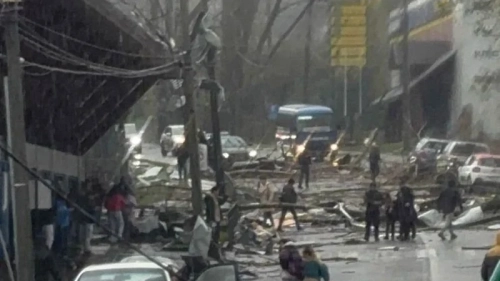 Tornado azota la región de Puerto Varas en Chile