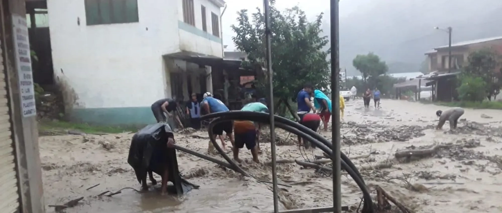 La Paz: Caranavi clama por ayuda tras riada que deja a más de 800 familias damnificadas